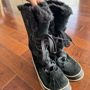 SOREL women’s snow boots